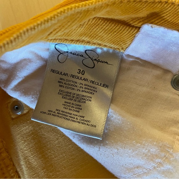 JESSICA SIMPSON cords. Golden yellow. Size 30. Circa 2000s. 98% cotton. - Picture 3 of 11